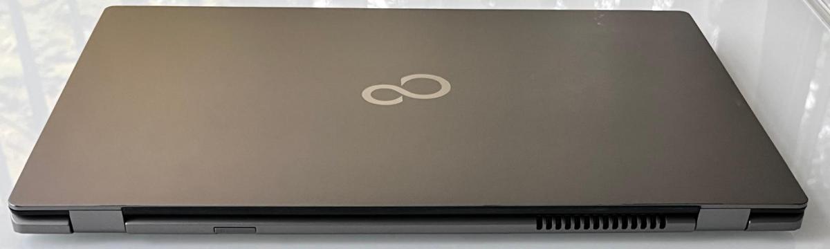 Fujitsu Lifebook U7511